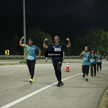 Runner Photo 5845376