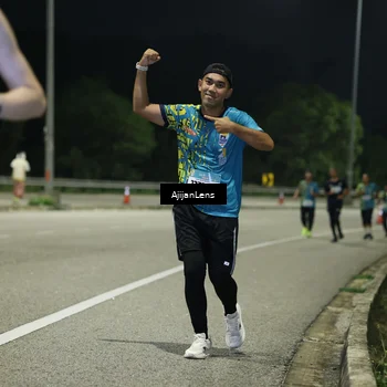 Runner Photo 5845389