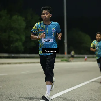 Runner Photo 5845668