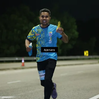 Runner Photo 5845716