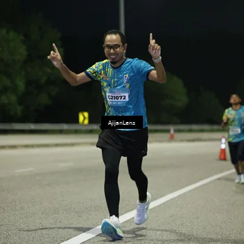 Runner Photo 5845774