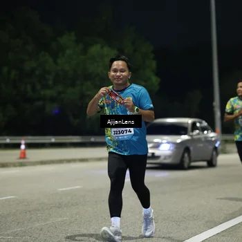 Runner Photo 5846002