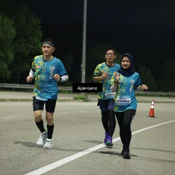 Runner Photo 5846054