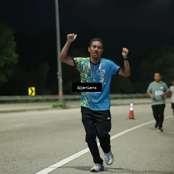 Runner Photo 5846105