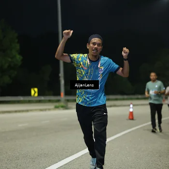 Runner Photo 5846113