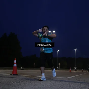 Runner Photo 5846114