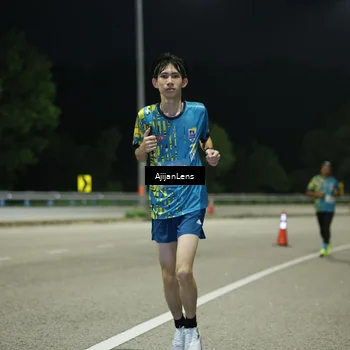 Runner Photo 5846208