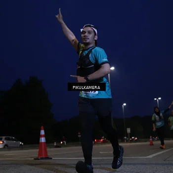 Runner Photo 5846218