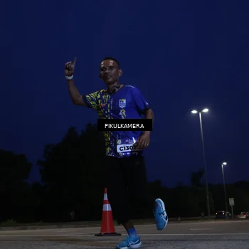 Runner Photo 5846342
