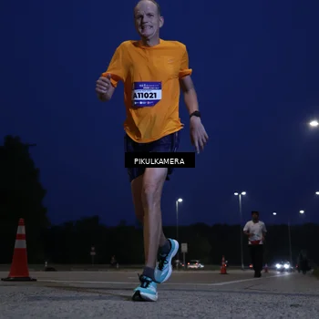 Runner Photo 5846758
