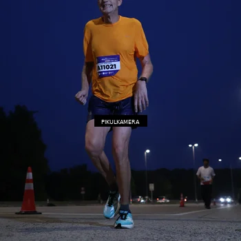 Runner Photo 5846772
