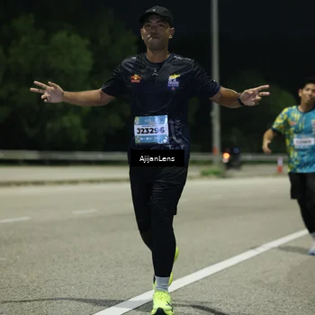 Runner Photo 5846943