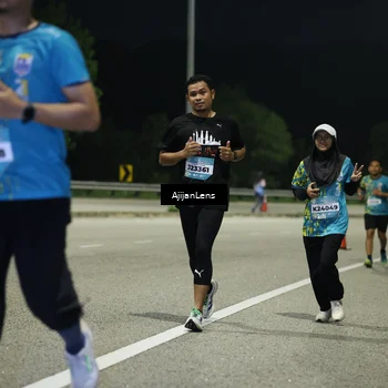 Runner Photo 5847017