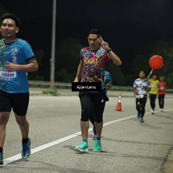 Runner Photo 5847060