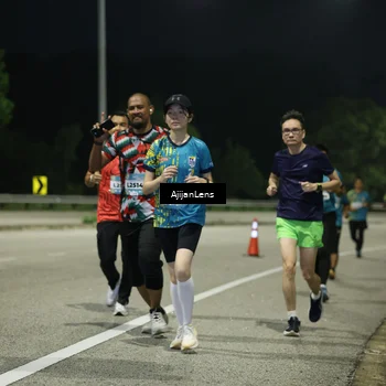 Runner Photo 5847157