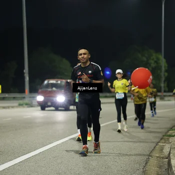 Runner Photo 5847291