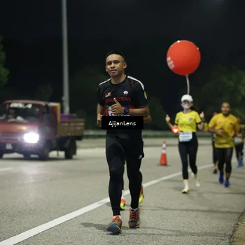 Runner Photo 5847304
