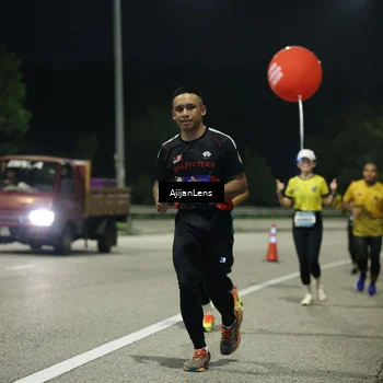 Runner Photo 5847307
