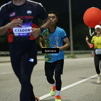 Runner Photo 5847319