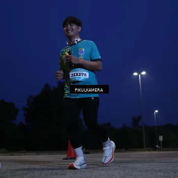 Runner Photo 5847398