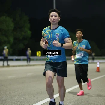 Runner Photo 5847541