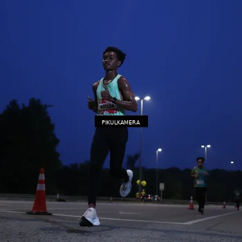 Runner Photo 5848296