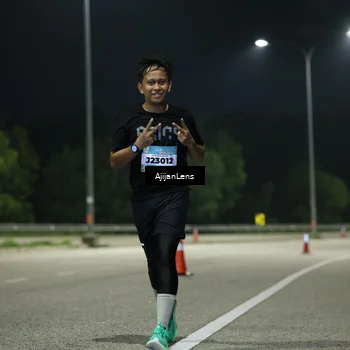 Runner Photo 5848357