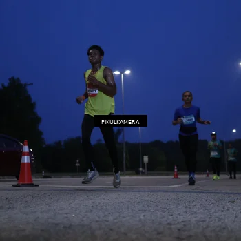Runner Photo 5848673
