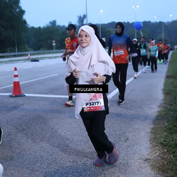 Runner Photo 5849029