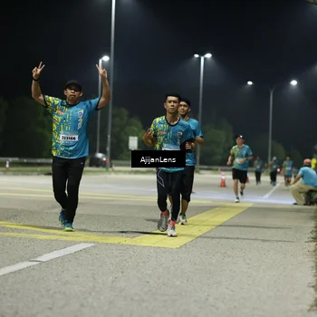 Runner Photo 5849146