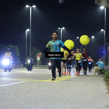 Runner Photo 5849302