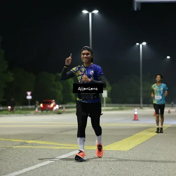 Runner Photo 5849851