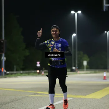 Runner Photo 5849862