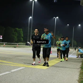 Runner Photo 5850019