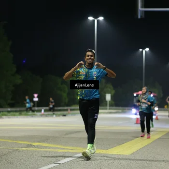 Runner Photo 5850147