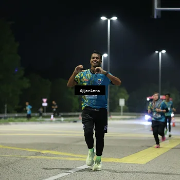 Runner Photo 5850169