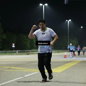 Runner Photo 5850553