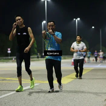 Runner Photo 5850605