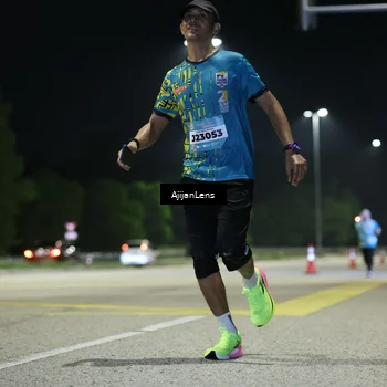 Runner Photo 5851027