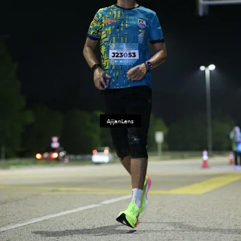 Runner Photo 5851035