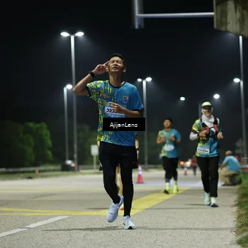 Runner Photo 5851129