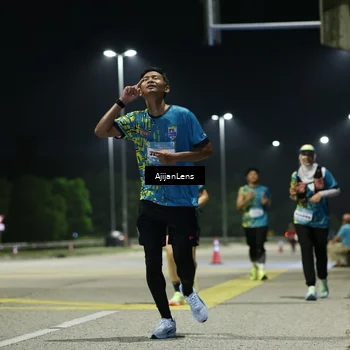 Runner Photo 5851146
