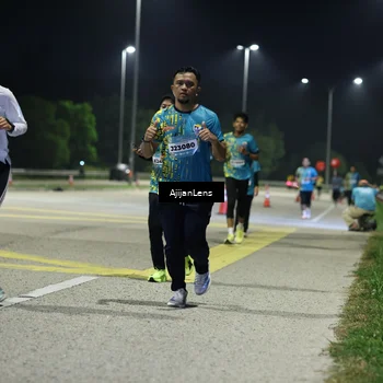 Runner Photo 5851273