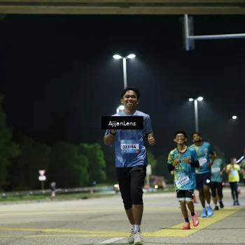 Runner Photo 5851443