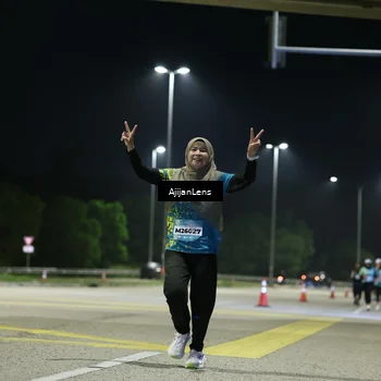 Runner Photo 5851676
