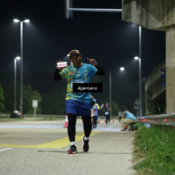 Runner Photo 5852096
