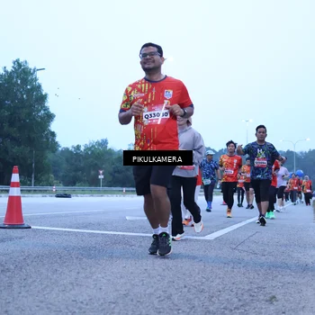 Runner Photo 5852956
