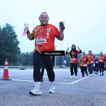 Runner Photo 5853021
