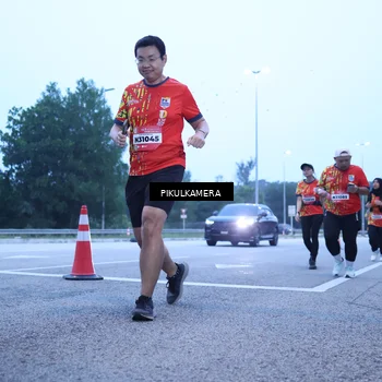 Runner Photo 5853024