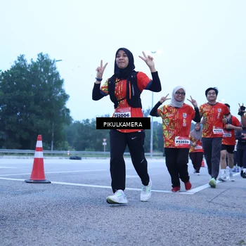 Runner Photo 5853035